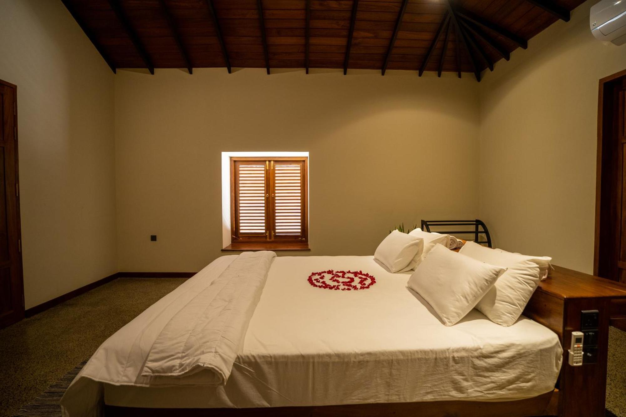 Omkara Rekawa Hotel Тангале Екстериор снимка